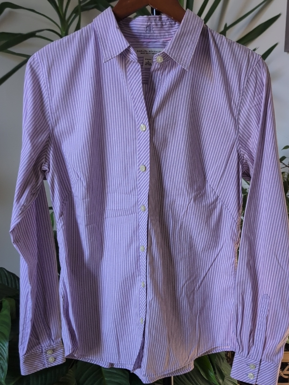 Banana Republic Lavender Stripe Button-Up Shirt